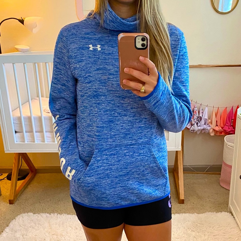 blue under armour sweatshirt size small